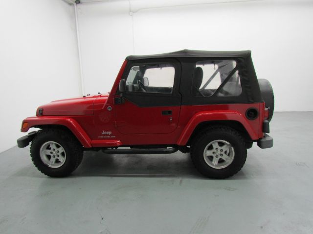 Jeep Wrangler Unlimited 2005 photo 2