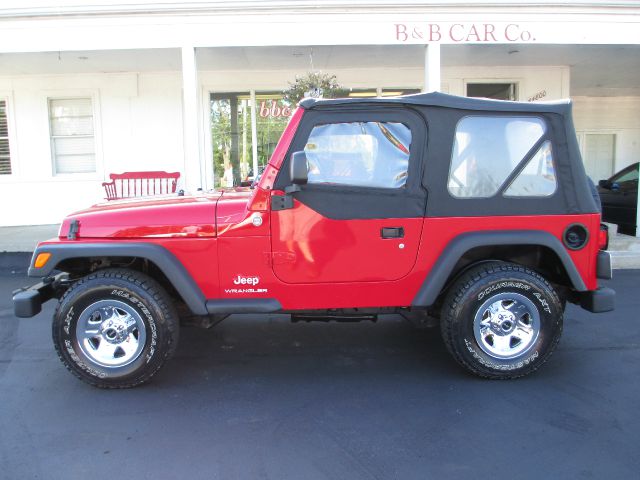 Jeep Wrangler Unlimited 2005 photo 2