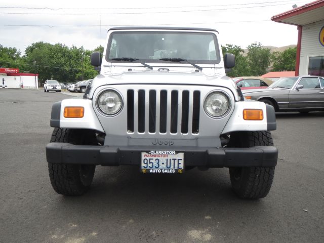 Jeep Wrangler Unlimited 2005 photo 2