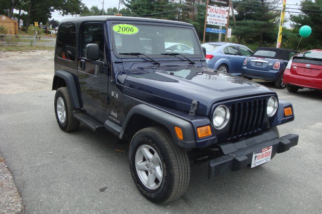 Jeep Wrangler Unlimited 2006 photo 2