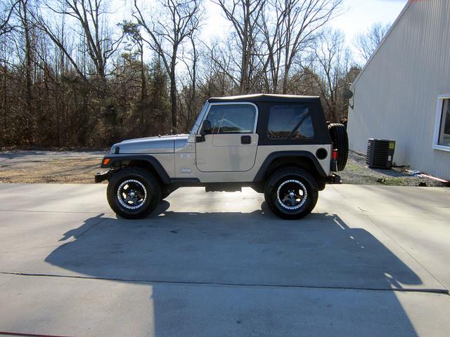 Jeep Wrangler Unlimited 2006 photo 4