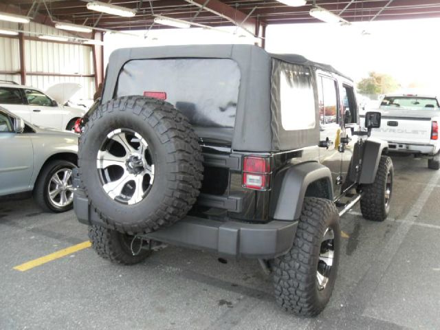 Jeep Wrangler Unlimited 2008 photo 2