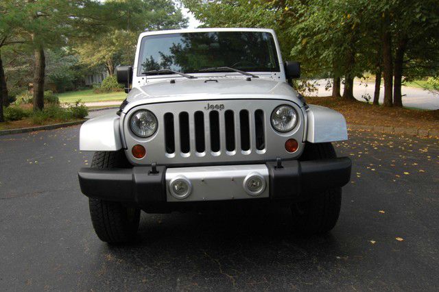 Jeep Wrangler Unlimited 2010 photo 3