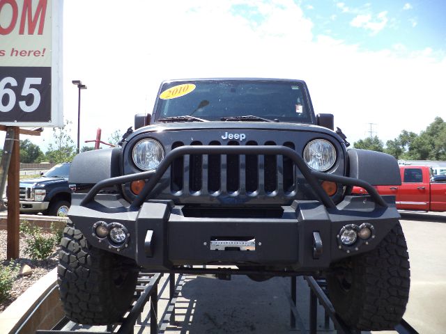 Jeep Wrangler Unlimited 2010 photo 2