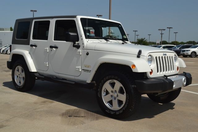 Jeep Wrangler Unlimited 1500 Extended Cargo Clean SUV