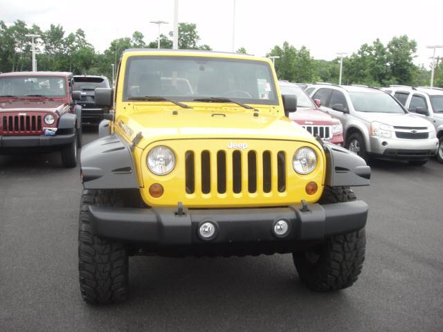 Jeep Wrangler Unlimited 2011 photo 2