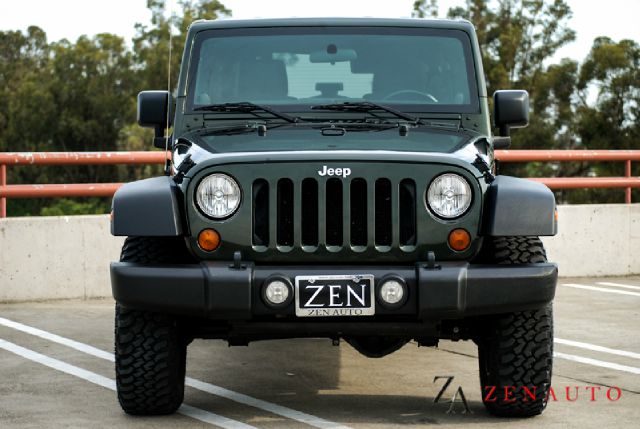 Jeep Wrangler Unlimited 2011 photo 1