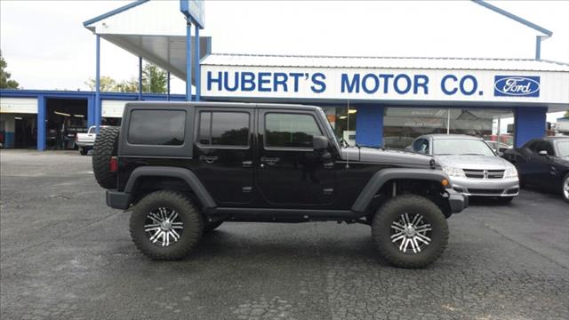 Jeep Wrangler Unlimited 2011 photo 1