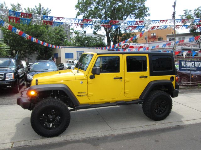 Jeep Wrangler Unlimited 2011 photo 1