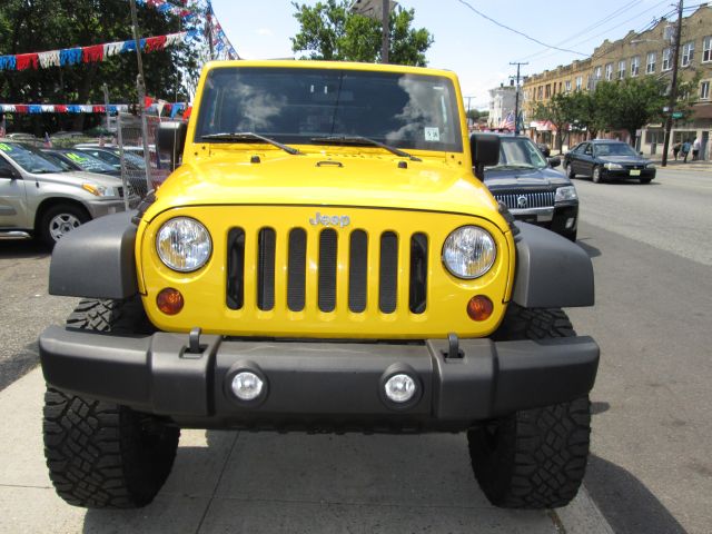 Jeep Wrangler Unlimited 2011 photo 2