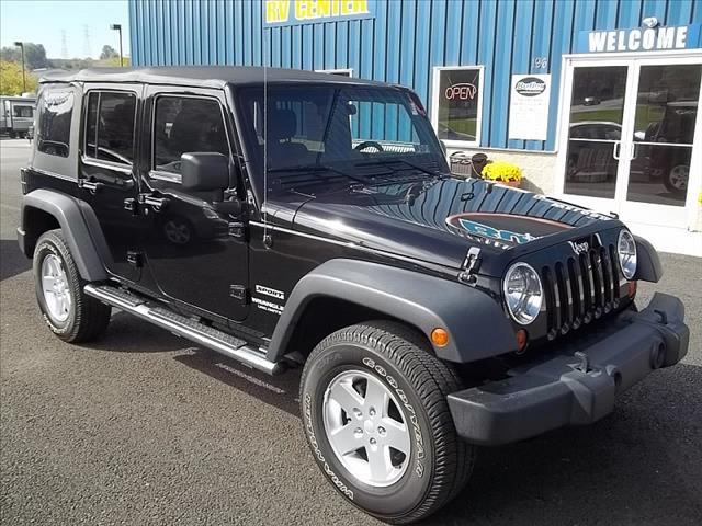 Jeep Wrangler Unlimited 2011 photo 4