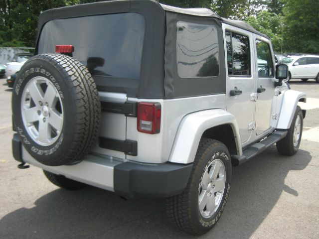 Jeep Wrangler Unlimited 2011 photo 4