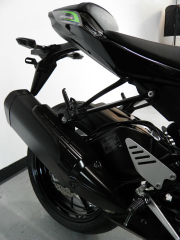 Kawasaki Ninja zx-6R 2013 photo 13