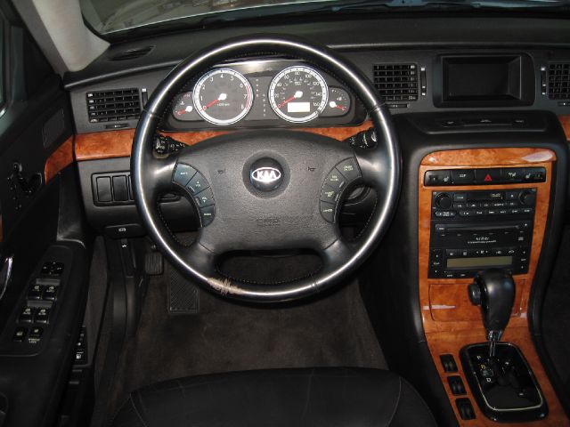 Kia Amanti 2004 photo 1