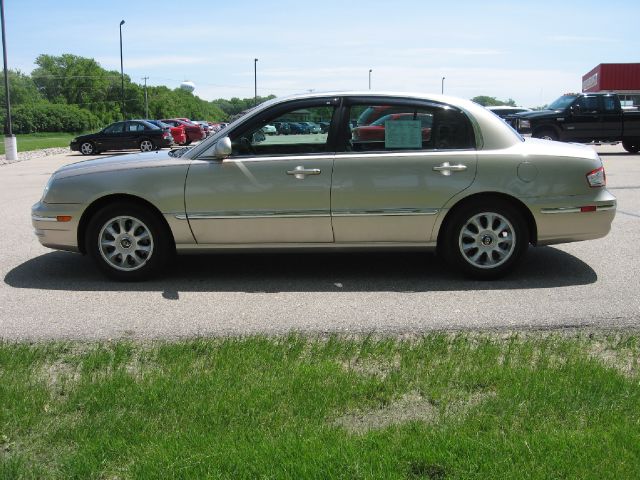 Kia Amanti 2004 photo 16