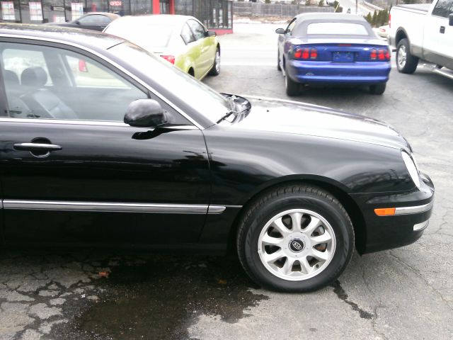 Kia Amanti 2004 photo 2