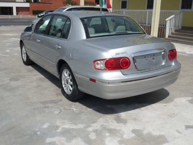 Kia Amanti 2004 photo 1