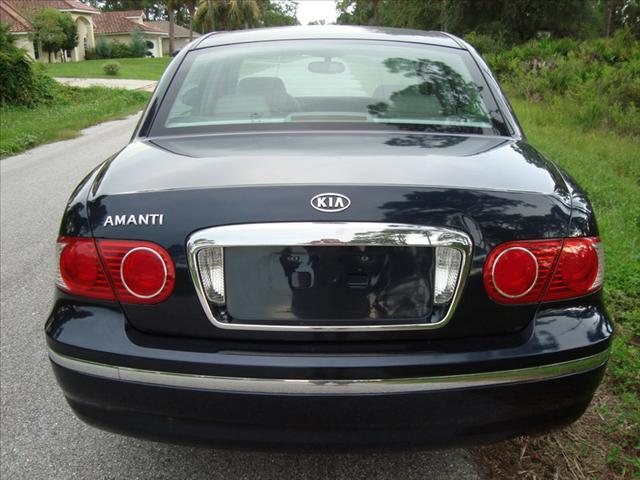 Kia Amanti 2004 photo 4