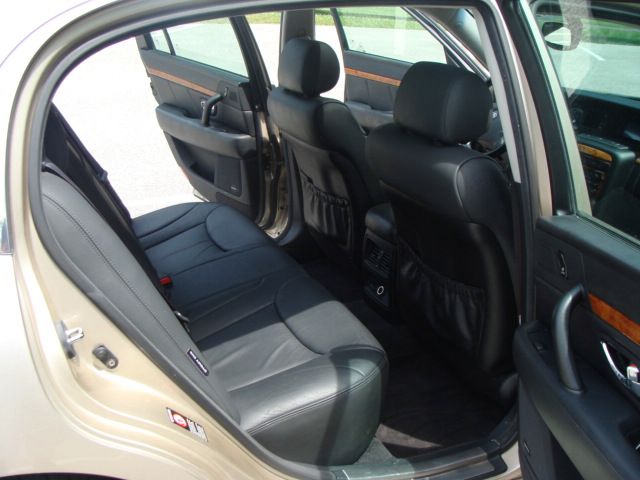 Kia Amanti 2004 photo 25