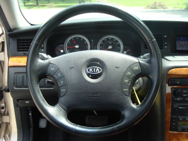 Kia Amanti 2004 photo 38