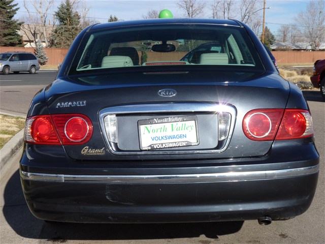 Kia Amanti 2005 photo 3