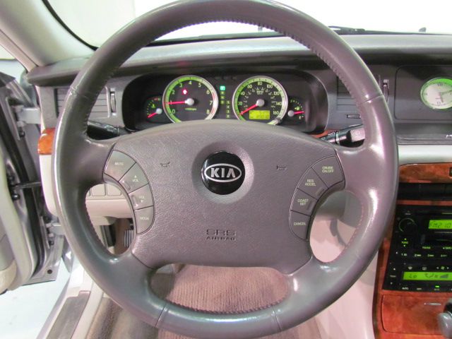 Kia Amanti 2005 photo 13