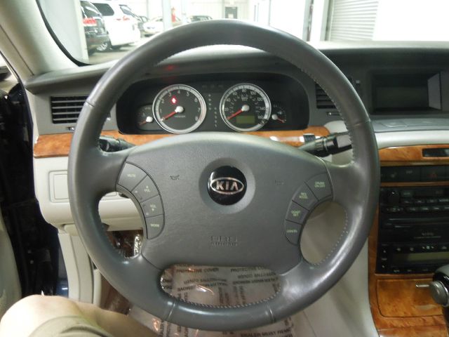 Kia Amanti 2006 photo 15