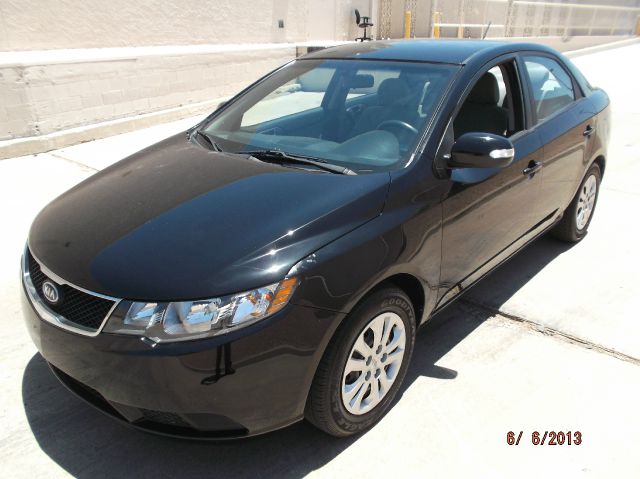 Kia Forte 2010 photo 12