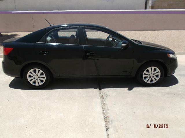 Kia Forte 2010 photo 5