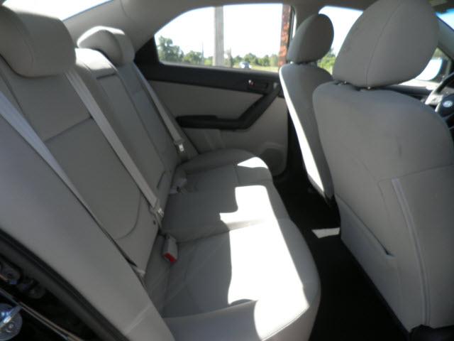 Kia Forte 2010 photo 3