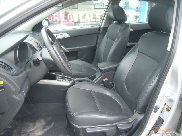 Kia Forte 2010 photo 1