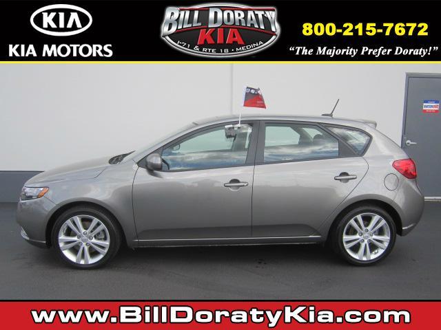 Kia Forte 2011 photo 1