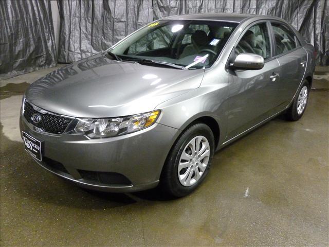 Kia Forte 2011 photo 1