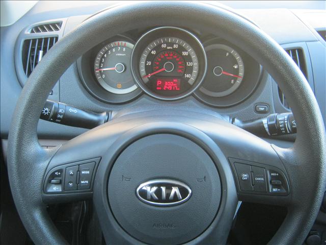 Kia Forte 2011 photo 4