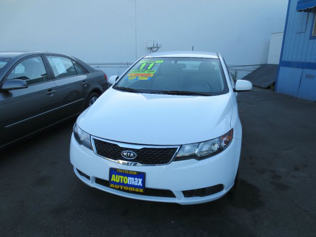 Kia Forte 2011 photo 4