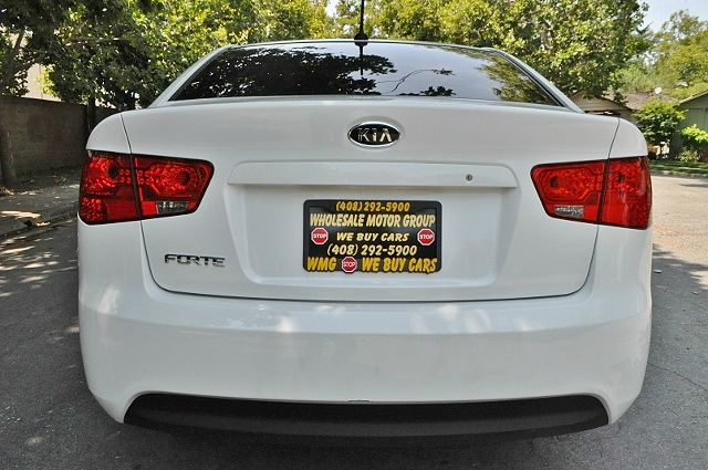 Kia Forte 2012 photo 4