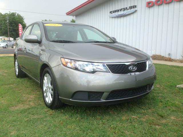 Kia Forte 2012 photo 4