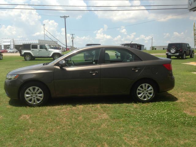 Kia Forte 2012 photo 4