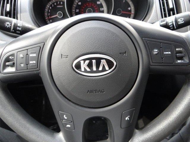 Kia Forte 2012 photo 8