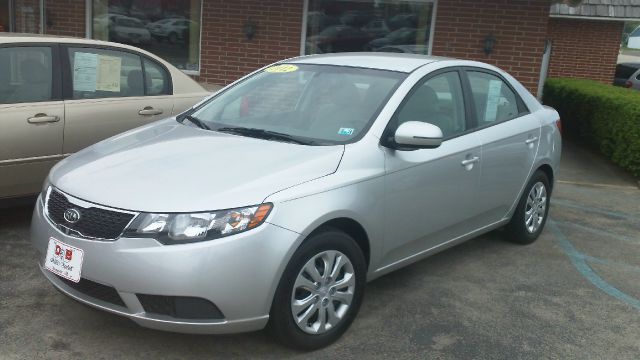 Kia Forte 2012 photo 1