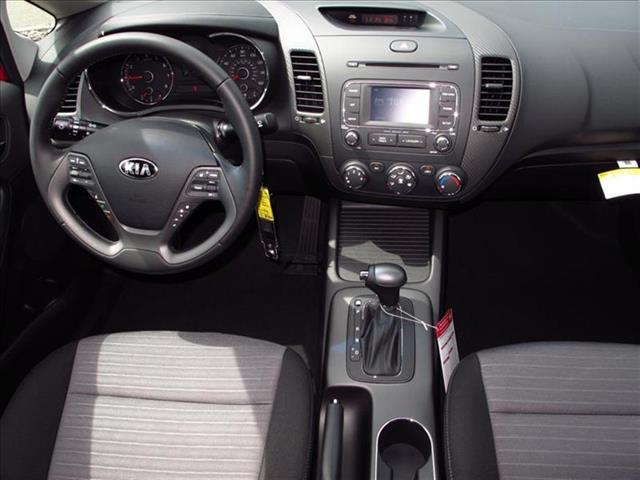 Kia Forte 2014 photo 1