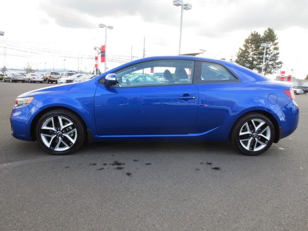 Kia Forte Koup AWD, REAR DVD, Navigation, 3RD ROW, Mem/heat Seats Unspecified