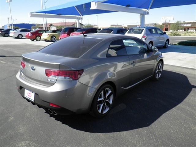 Kia Forte Koup AWD, REAR DVD, Navigation, 3RD ROW, Mem/heat Seats Coupe