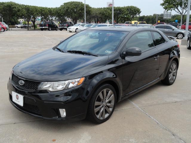 Kia Forte Koup AWD, REAR DVD, Navigation, 3RD ROW, Mem/heat Seats Unspecified