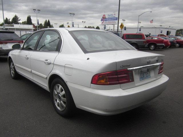 Kia Optima 2002 photo 2