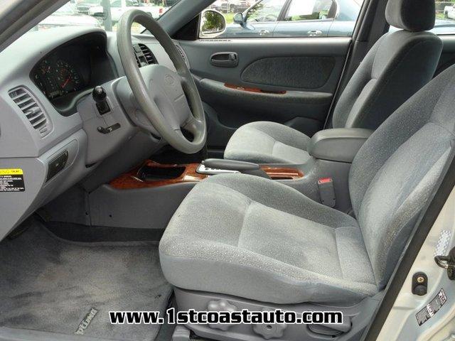 Kia Optima 2002 photo 2