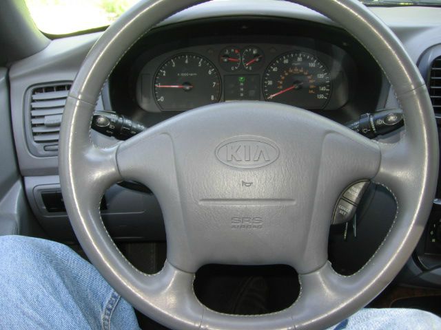 Kia Optima 2002 photo 24