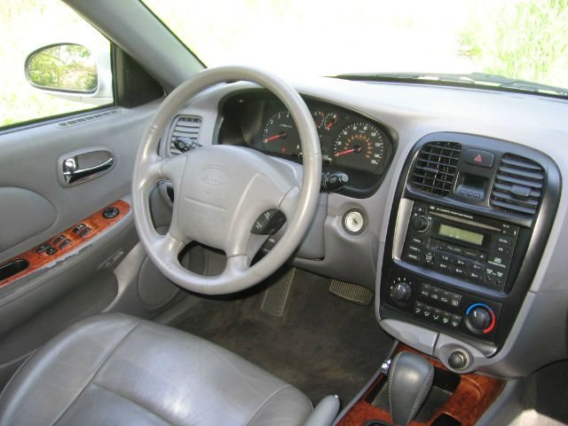 Kia Optima 2002 photo 4