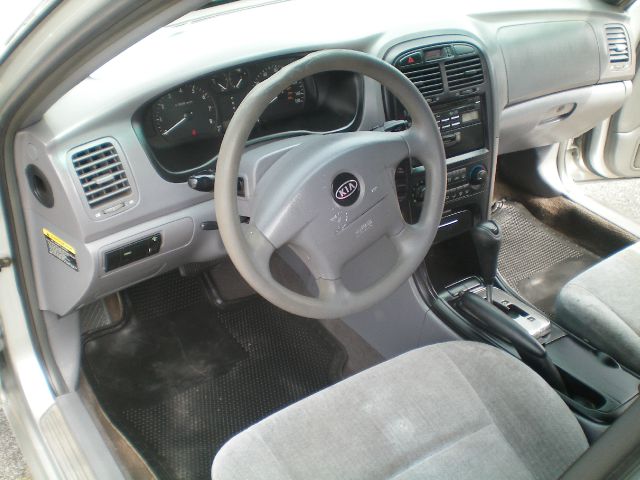 Kia Optima 2004 photo 13