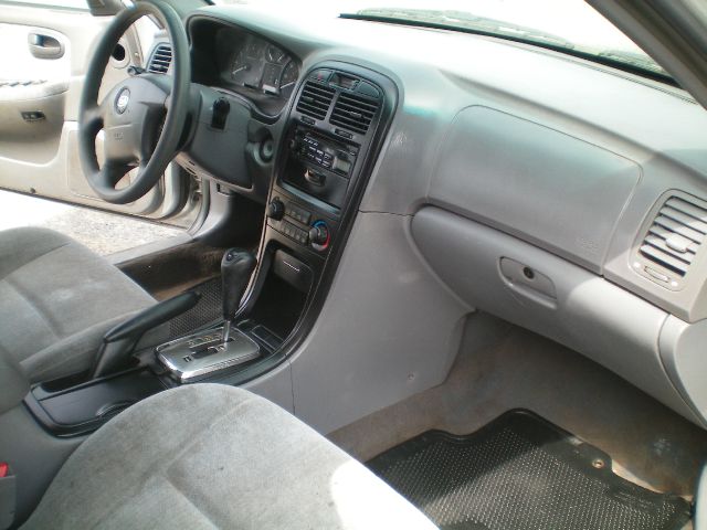 Kia Optima 2004 photo 7